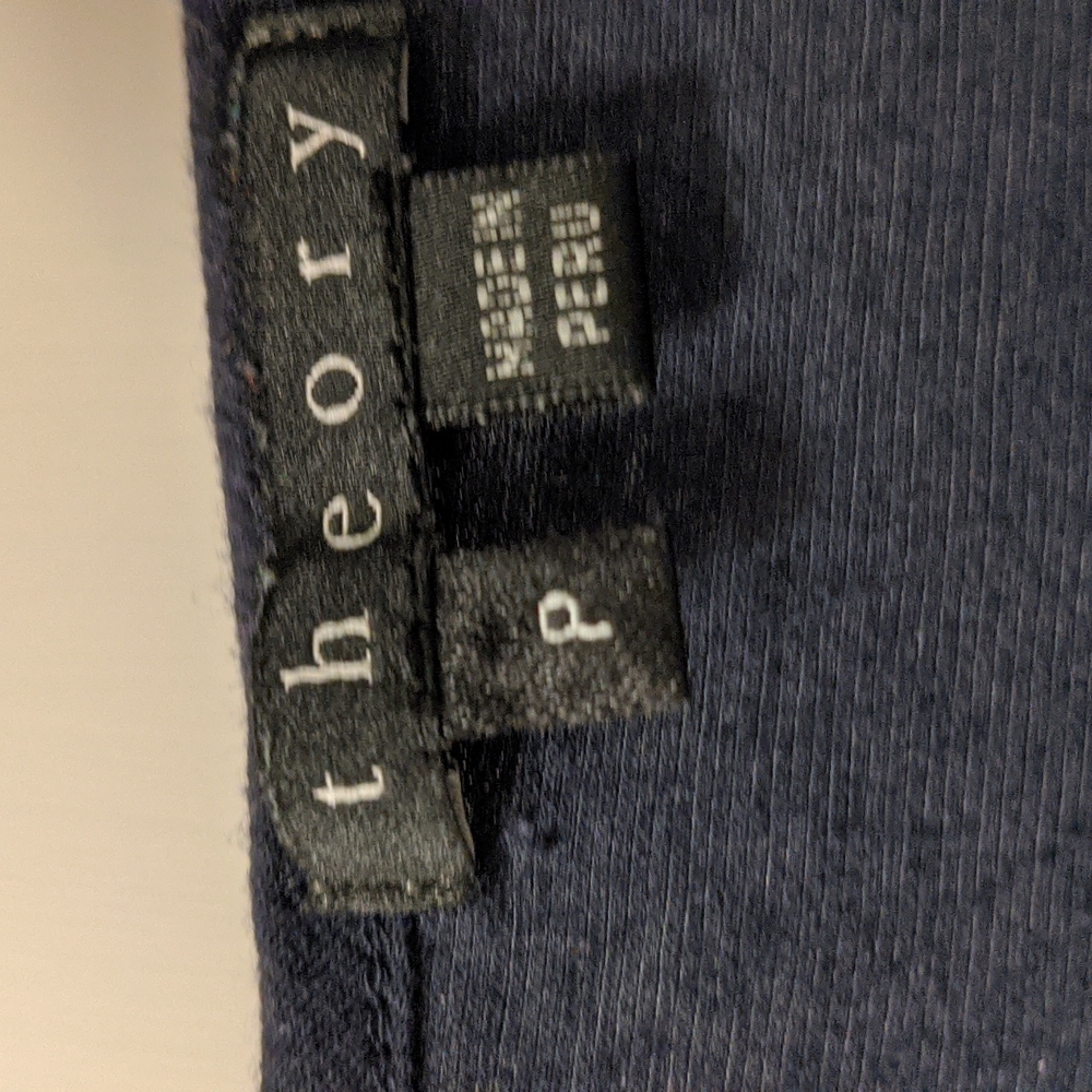 Theory Sleeveless Shirt - Picture 2 of 3